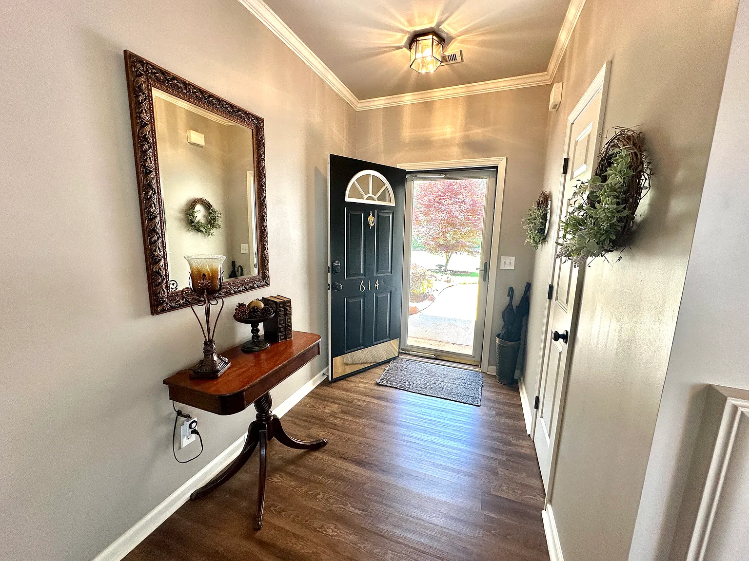 3 bed, 2.5 bath, 1454 sqft, $2,495 — Photo 3