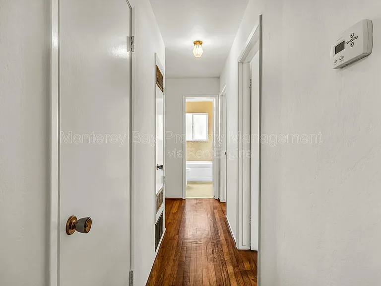 2100 David Ave — Photo 12