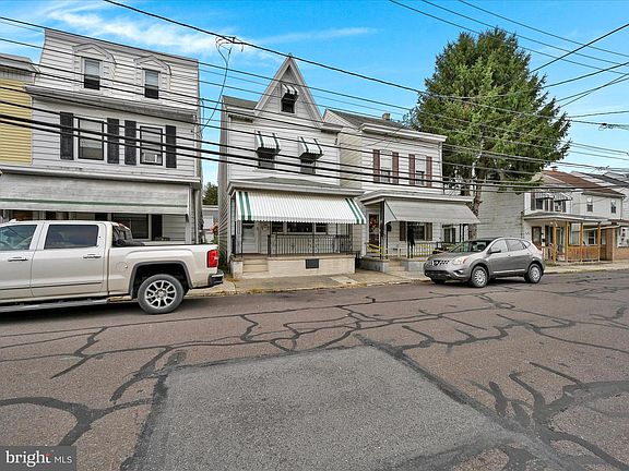 5th image of 219 S 3rd St