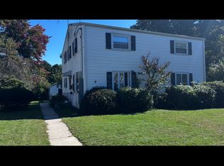 9 Trefoil Ct, Fairfield, CT 06825