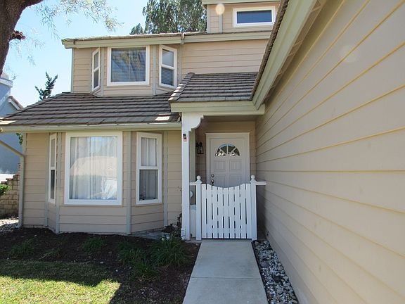 3rd image of 28718 Forest Meadow Pl