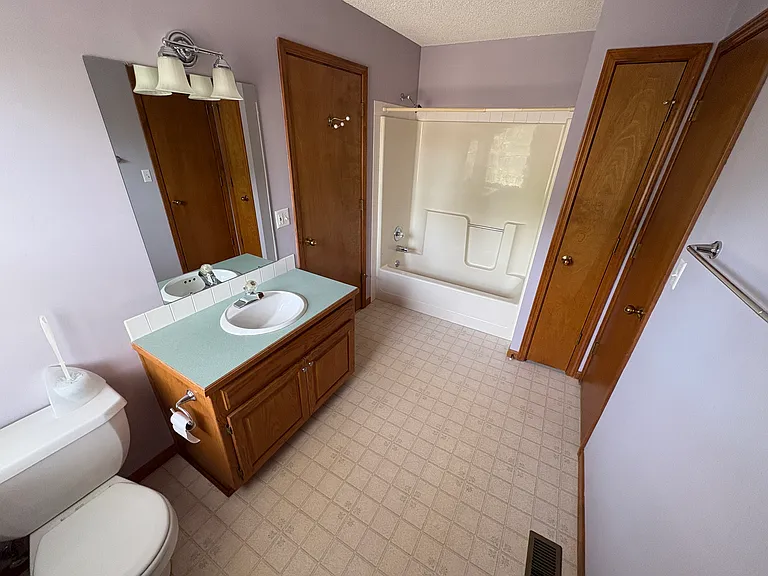 Upstairs bathroom