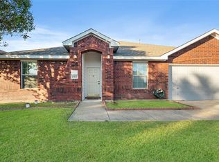 1902 Water Fall Way, Wylie, TX 75098