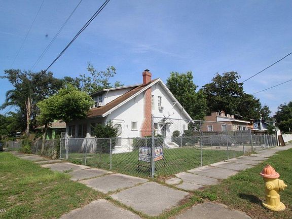 4th image of 165 North St