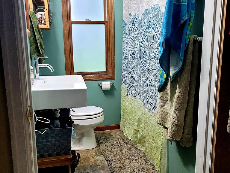 806 Christianson Ave — Photo 5
