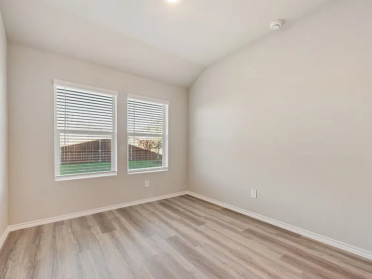 8556 Dunnstown Dr — Photo 22