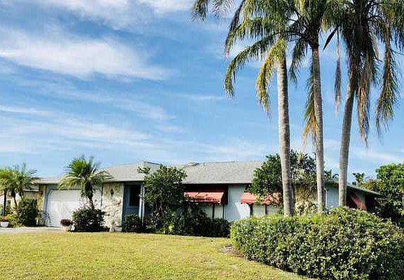 Home For Sale In Port Saint Lucie