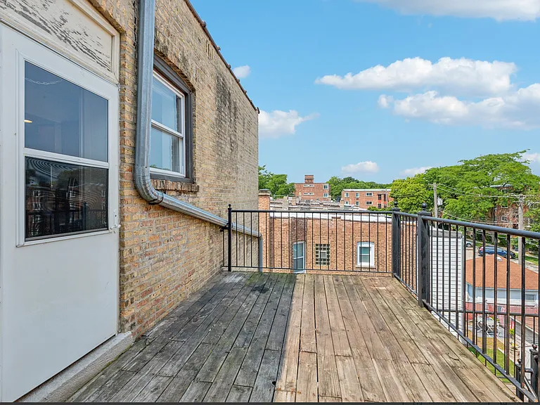6146 N Ravenswood Ave — Photo 19