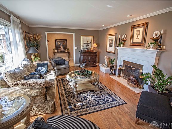 2nd image of 615 Evans Ln