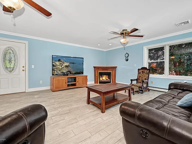 515 W Veterans Hwy — Photo 7