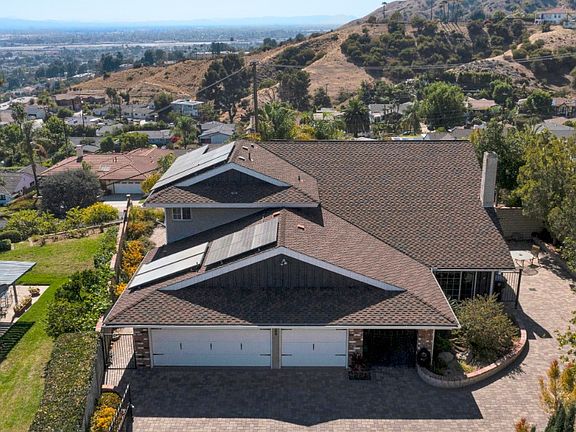 2nd image of 3003 Mesa Verde Dr
