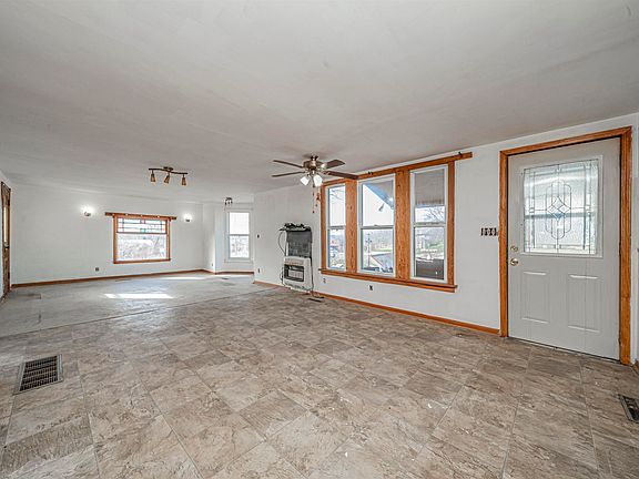 5th image of 4110 Britt Rd