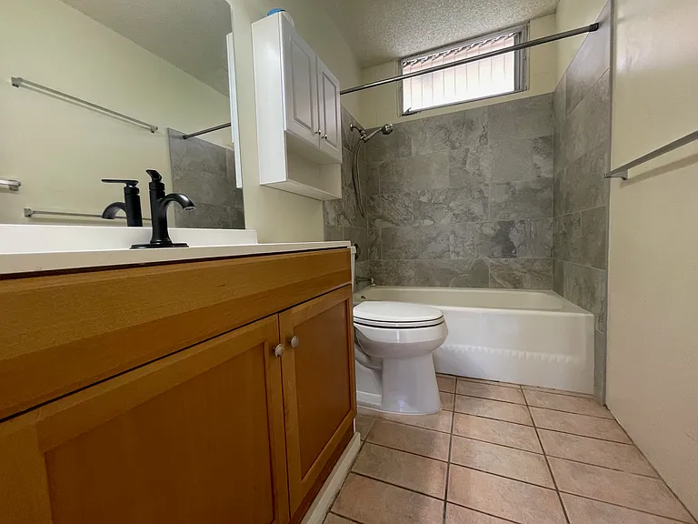 95-269 Waikalani Dr #C906 — Photo 8