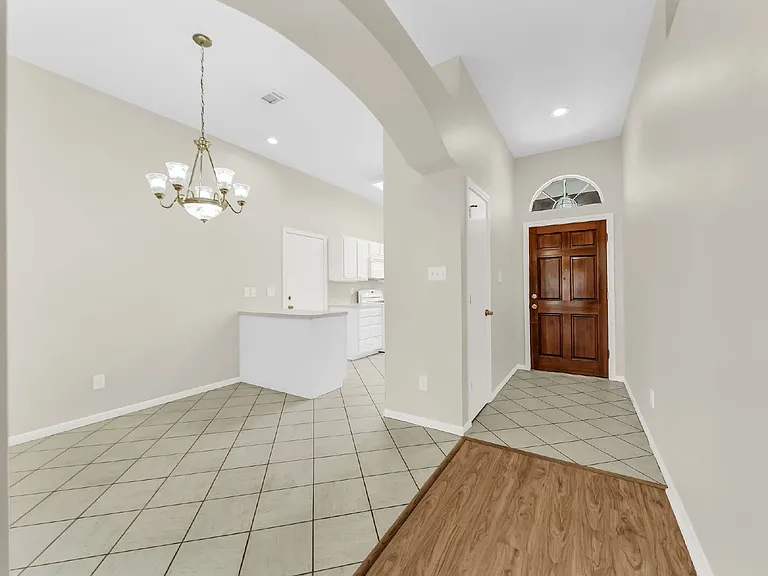 7063 Gentle Breeze Dr — Photo 5