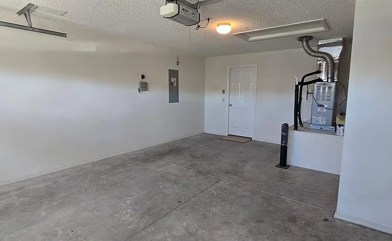 1009 Ridgeville Rd — Photo 16