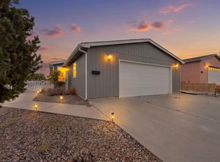 203 Sunrise Bluffs Dr, Belen, NM 87002