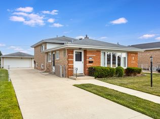 6117 W 80th St, Burbank, IL 60459