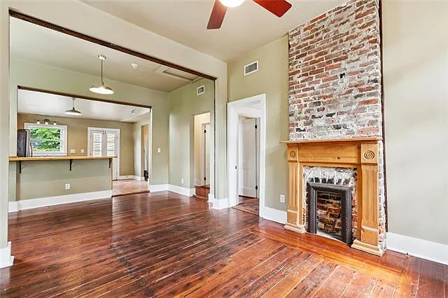 614 General Pershing St — Photo 3