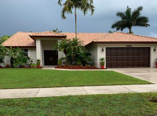 5900 SW 58th Ct, Davie, FL 33314