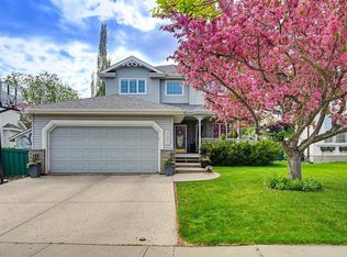 927 Hampton Ct NW, Edmonton, AB T6R2S2