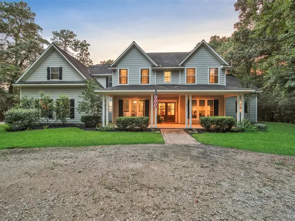 28111 Hickory Ct, Magnolia, TX 77355