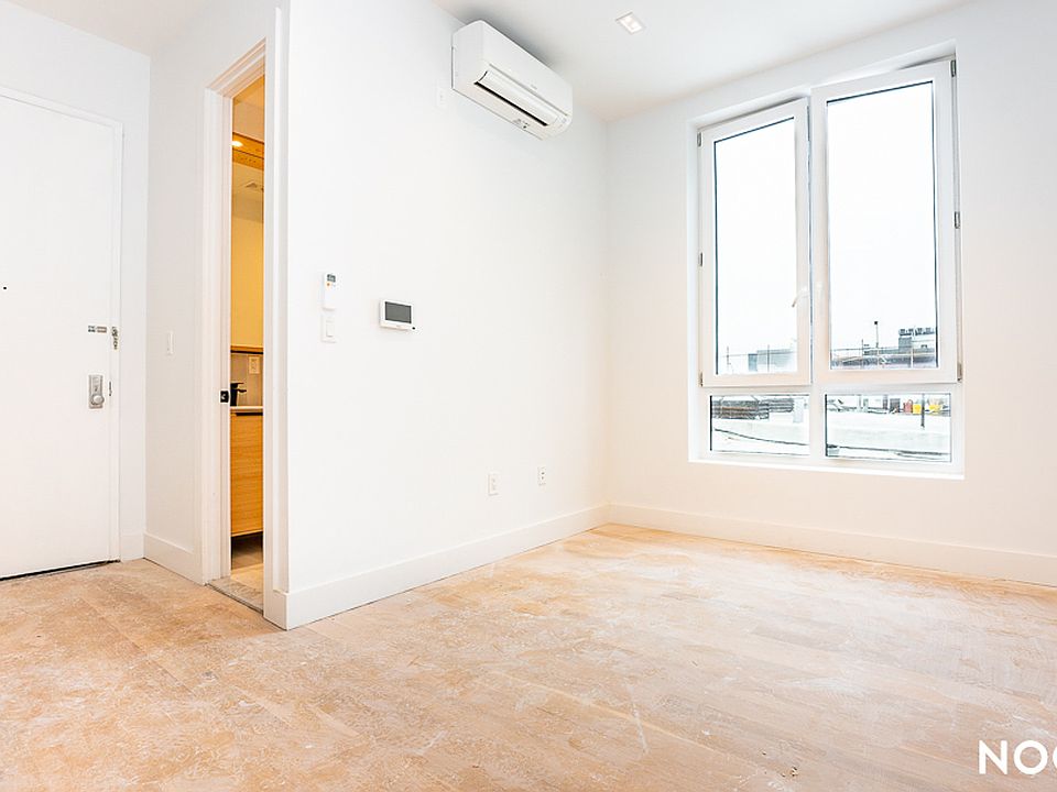1st image of 987 Bedford Ave #5B