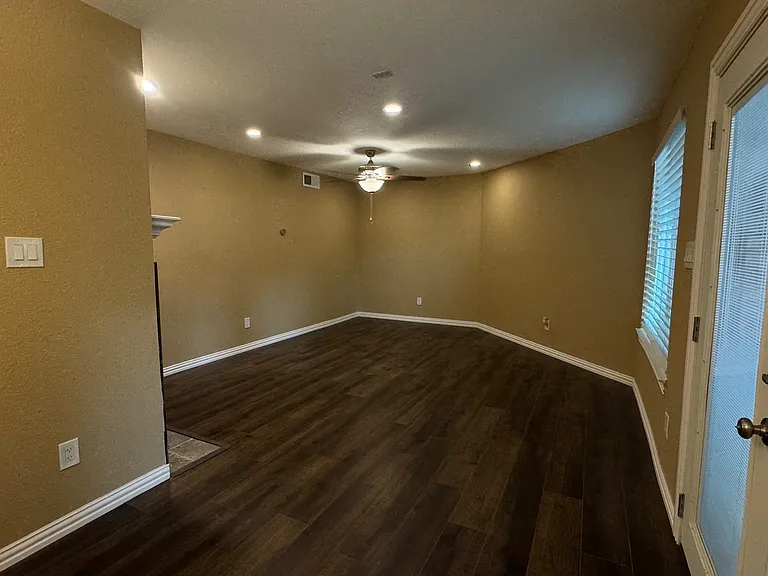 2314 Bamboo Dr #I105 — Photo 18