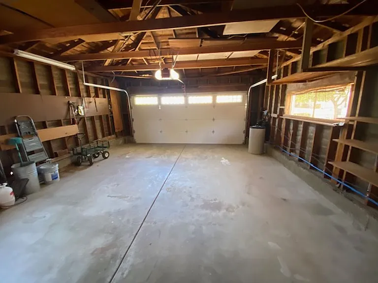363 Helen Way — Photo 35