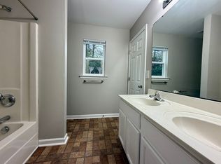 3746 Glenwood Dr, Charlotte, NC 28208