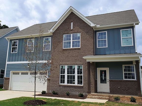 2nd image of 1021 Clove Pine Dr