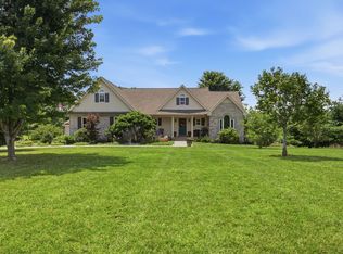 502 Fawn Ct, Burns, TN 37029