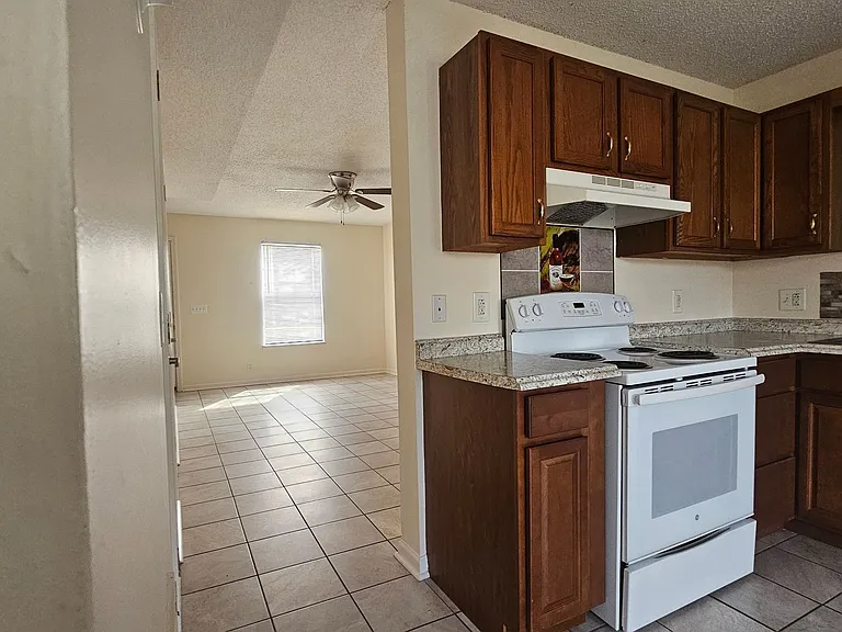 2451 W Wilson Rd #1-6 — Photo 7