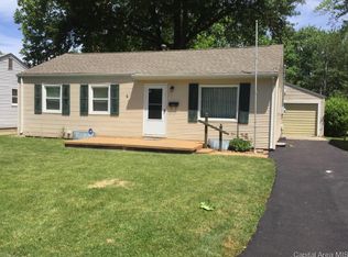 31 Dawn Dr, Springfield, IL 62702