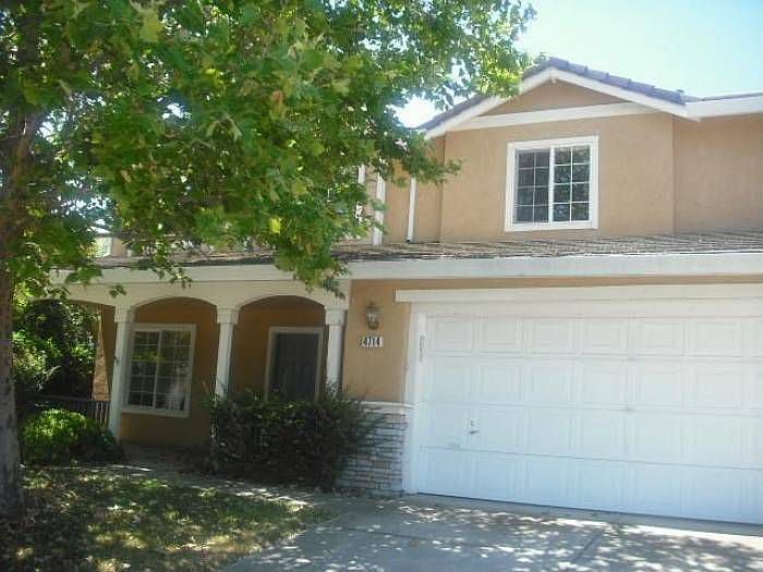 1st image of 4714 Thoreau Dr
