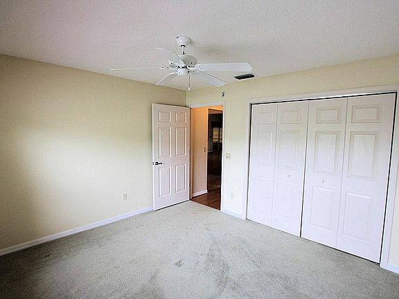 5th image of 2112 Barbosa Ct