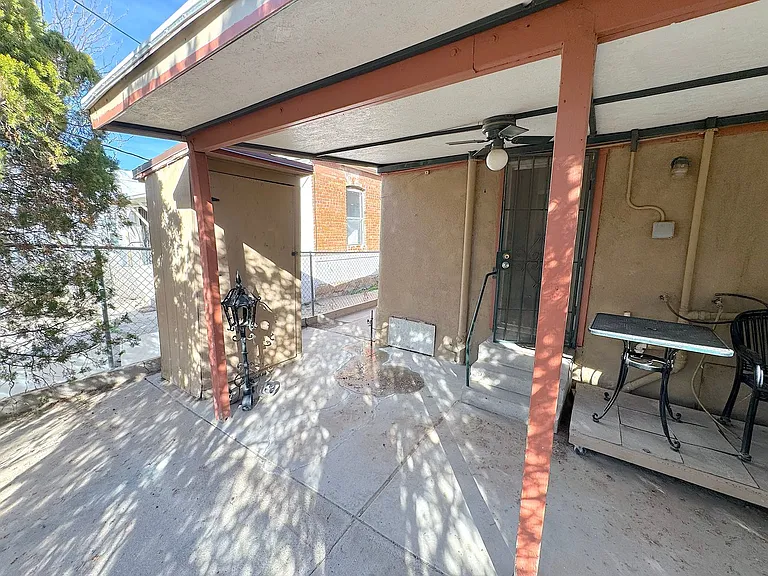 317 S Park St — Photo 16