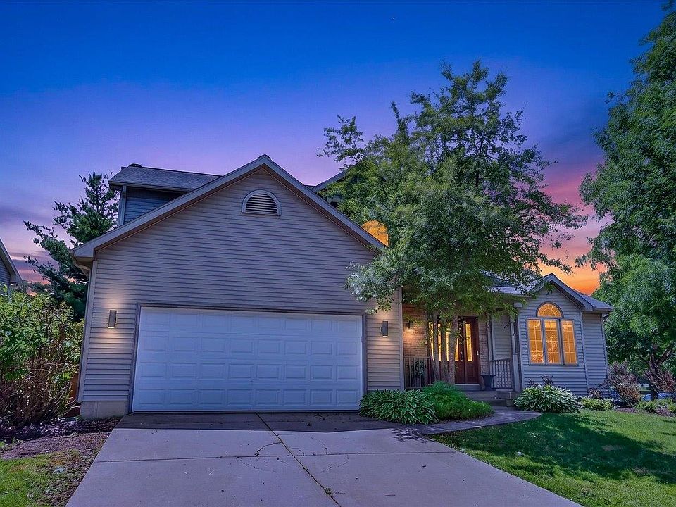 1st image of 7129 Countrywood Ln