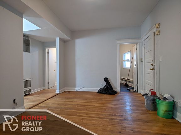 4th image of 3544 N Halsted St #17840347