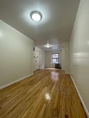 Rented by Peter R. Hungerford, LREB | media 9