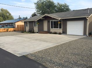 491 E Pole Rd, Lynden, WA 98264