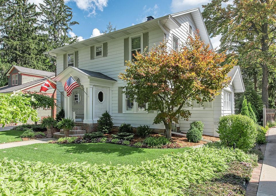 1st image of 1020 W Park Dr