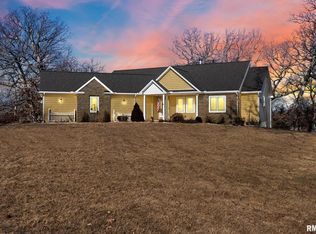 360 Grebner Rd, Metamora, IL 61548