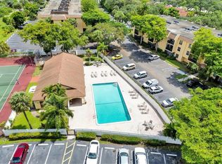 490 NW 20th St APT 302, Boca Raton, FL 33431