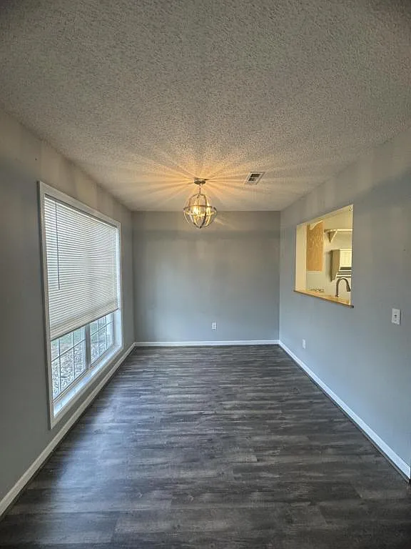 114 Palm Dr — Photo 4