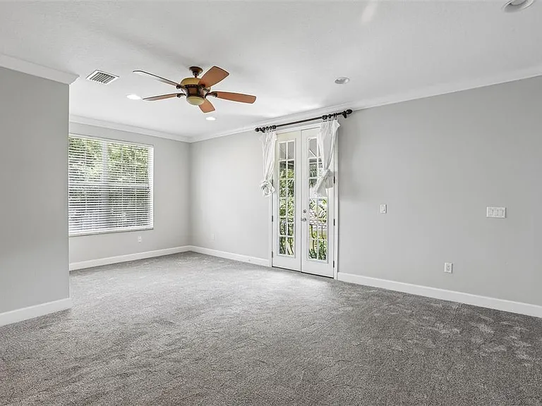 502 S Lincoln Ave — Photo 37