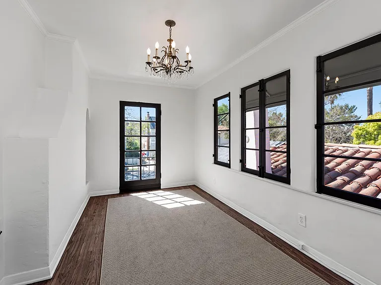 Bonus Room / Office