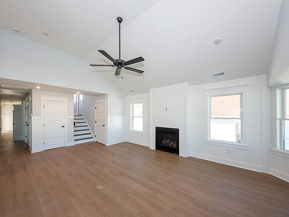 2nd image of 3421 Haven Ave Unit B-2