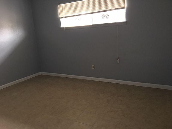 3rd image of 4118 Pickfair St #C