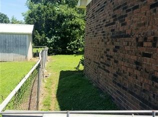 404 Jarman Dr, McLoud, OK 74851