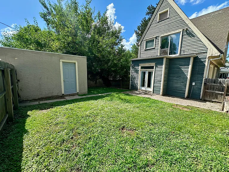 2628 State St — Photo 22